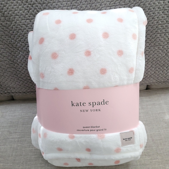 Kate Spade Other - Kate Spade Queen Fleece Blanket